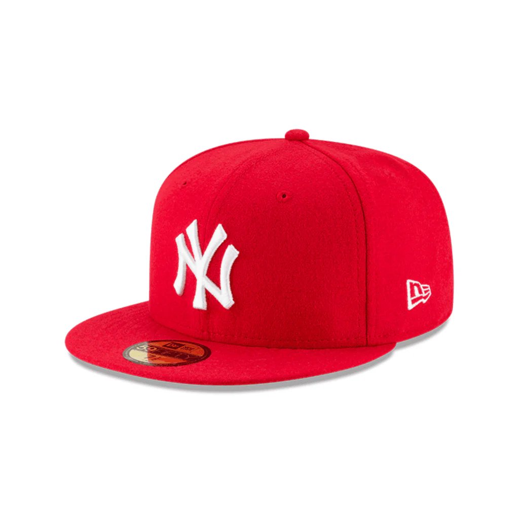 Gorra New Era Cerrada Roja
